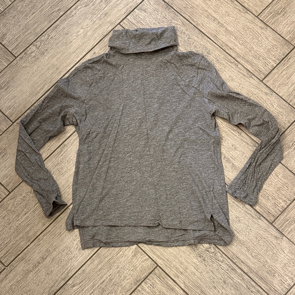 Madewell Gray Long Sleeve Turtleneck Top